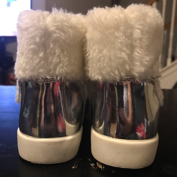Maggie and Zoe Winter fur boots - Picture 2 of 6